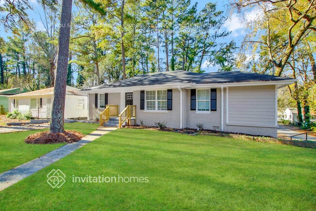 Photo - 2967 Sylvan Rd
