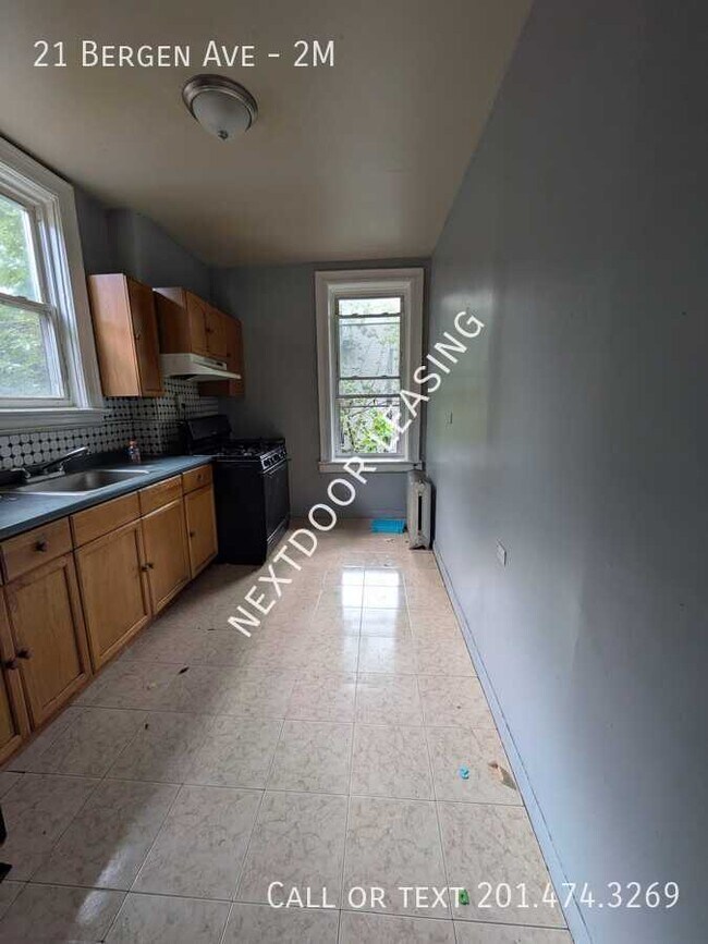 Photo - 21 Bergen Ave Unit 2M
