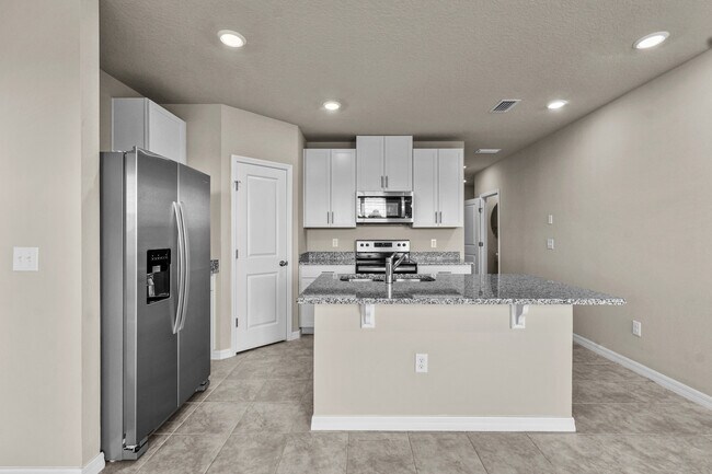LAttitude 27 Riverview