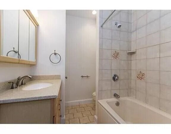 Photo - 103 Sewall Ave Unit 6