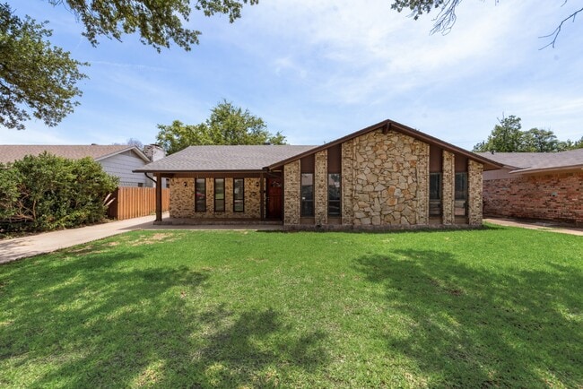 Building Photo - 1108 Janell Dr Rental