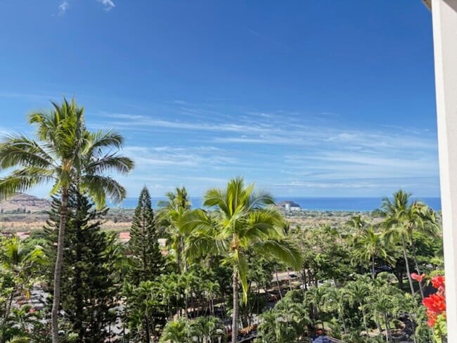 Photo - One Bedroom Makaha Valley Towers Unit 423