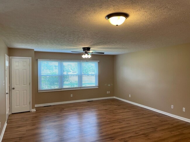 Photo - 1403 Fairview Ave