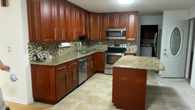 Photo - 7 Wildwood Rd