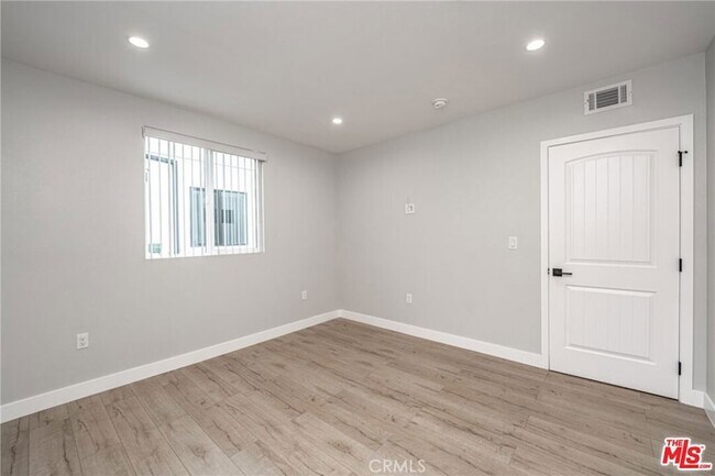 Photo - 433 W Gage Ave Casa Adosada