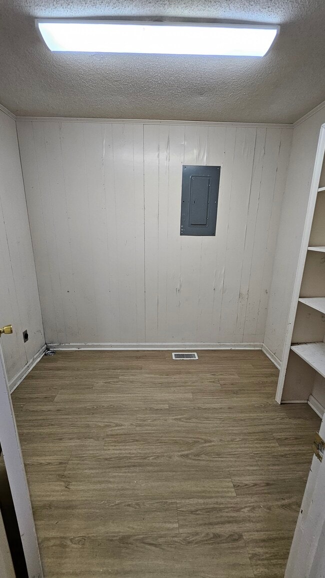 Photo - 1837 19th St NW Unidad B