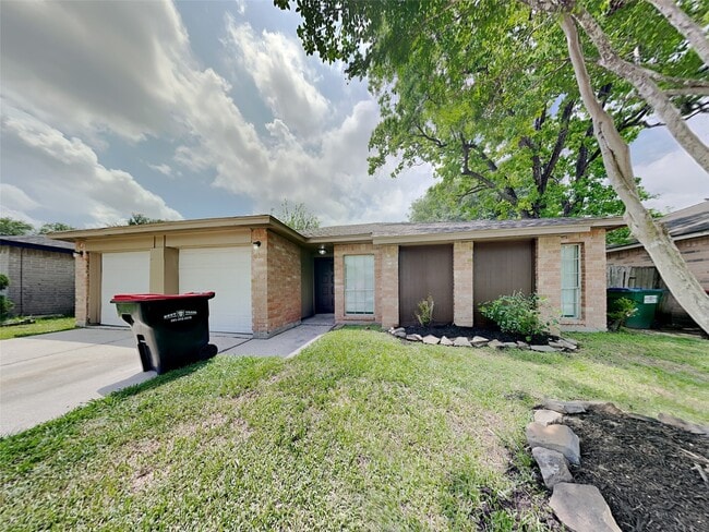 Photo - 12219 Lennox Gardens Dr