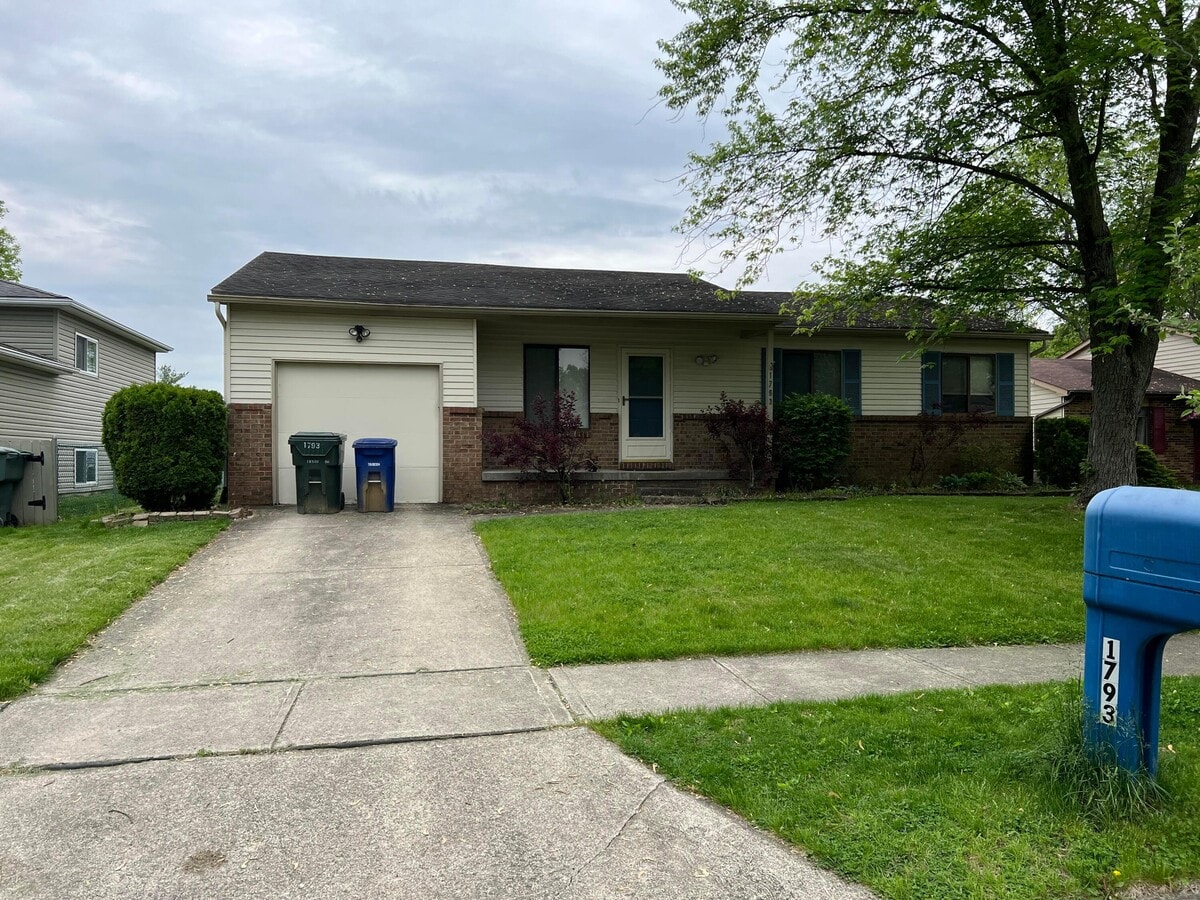 Photo - 1793 Ibson Dr House