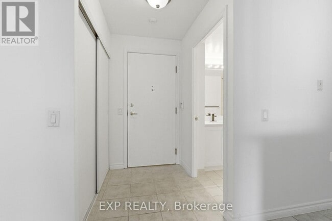 Photo - 25 Kingsbridge Garden Cir Unit 2120