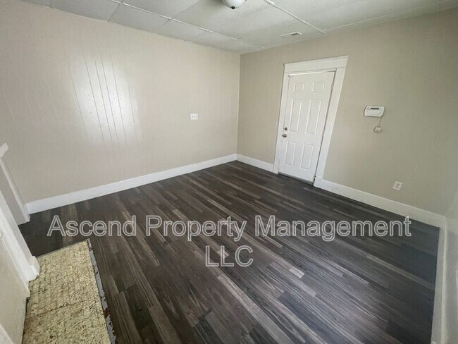 Photo - 2810 E 46th St