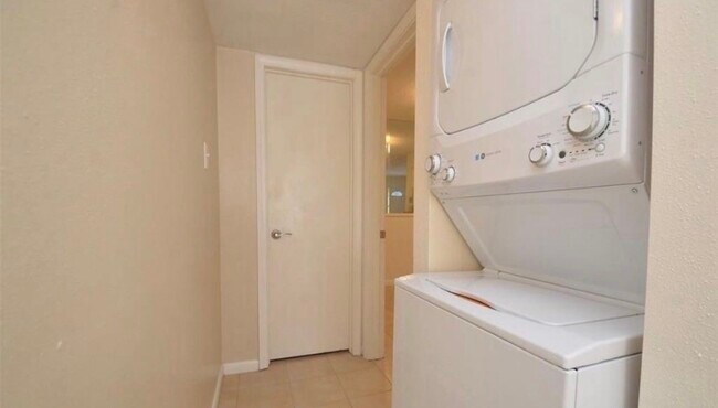 Photo - 2250 Bering Dr Unit 37