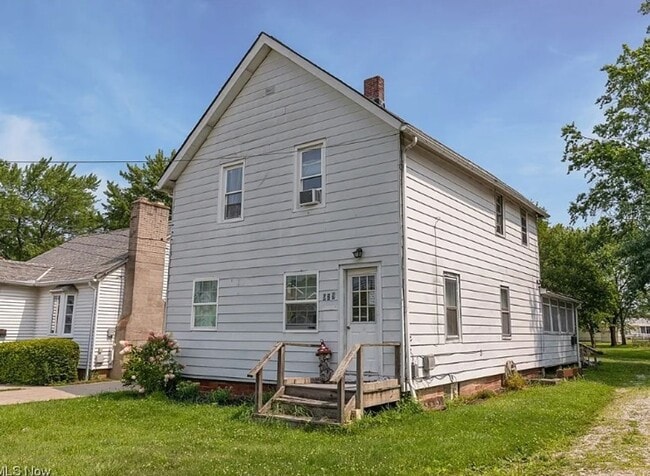 Photo - 929 Worden Rd Unit Lower