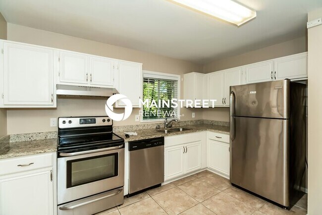 4 Bedroom Pet-Friendly Home in Riverdale, GA with Main Street Renewal