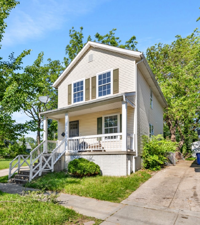 Building Photo - 687 E 126th St Rental
