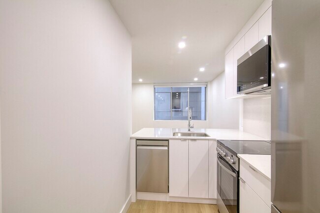 Photo - 2285 Rue St Mathieu Unité 304