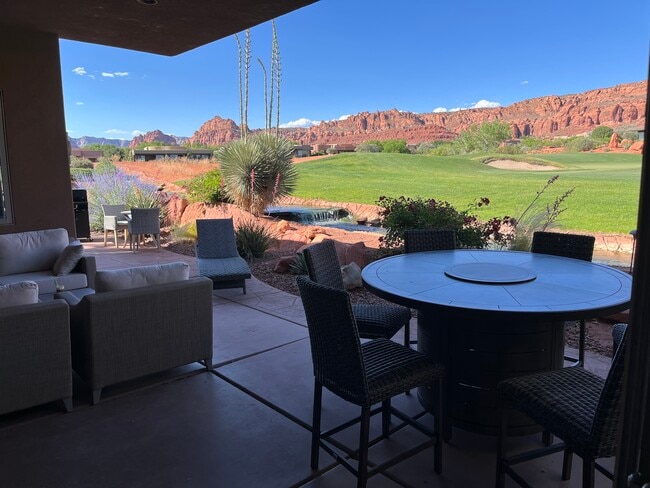 Photo - 2410 W Entrada Trl