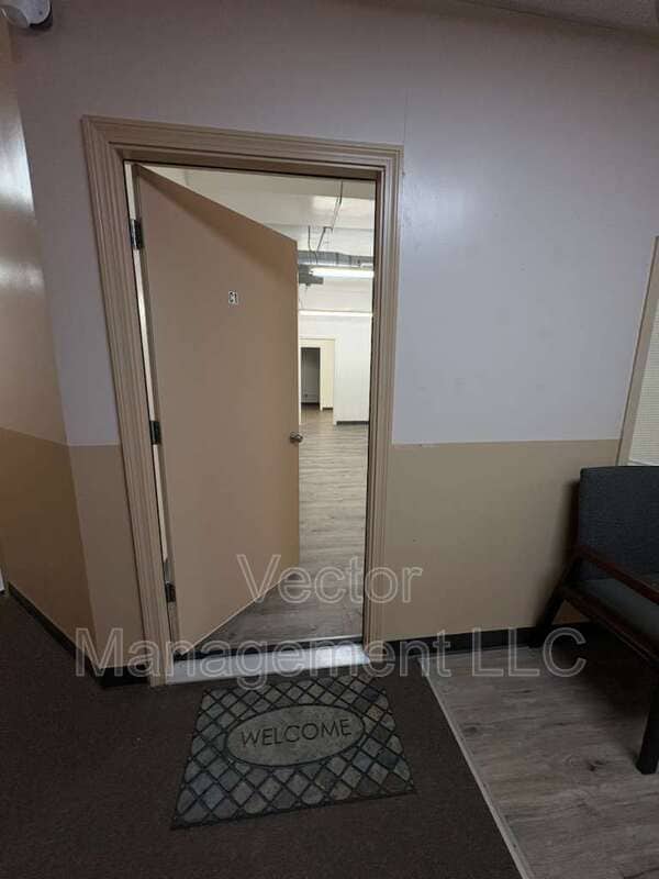 Photo - 1158 Dixwell Ave