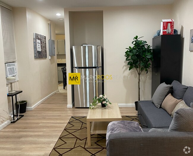 Building Photo - 871 Harrison Ave Unit 3 Rental
