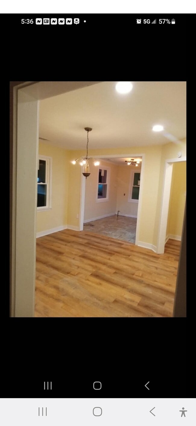 Photo - 743 Tillman St