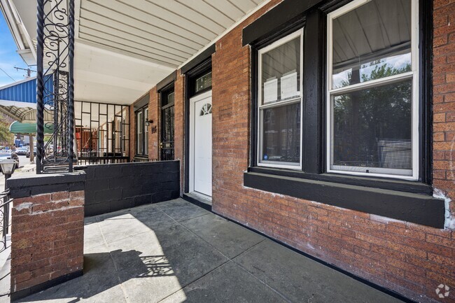 Building Photo - 1723 W Butler St Rental