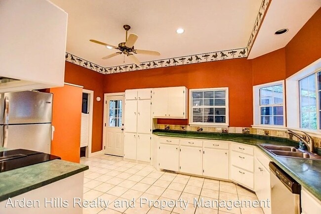 Photo - 1708 Quinlan Creek Dr