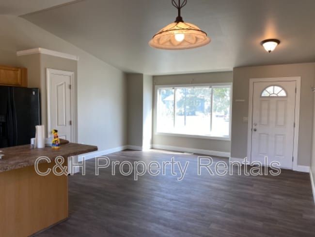 Photo - 1738 Bench Blvd