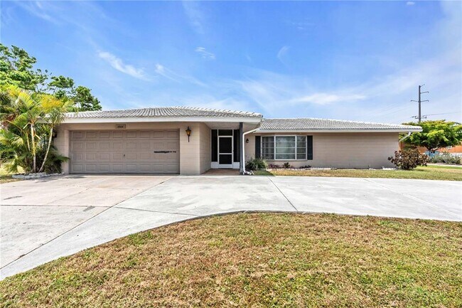 Photo - 2006 S Beneva Rd House