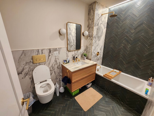 Photo - 114 Lexington Ave Unit 403