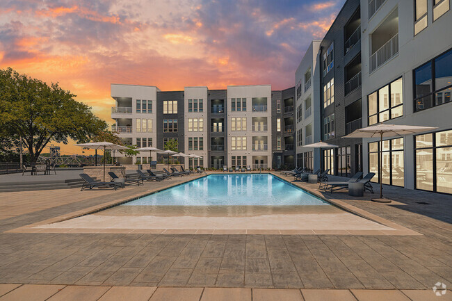 Building Photo - Vue on Riverfront Rental