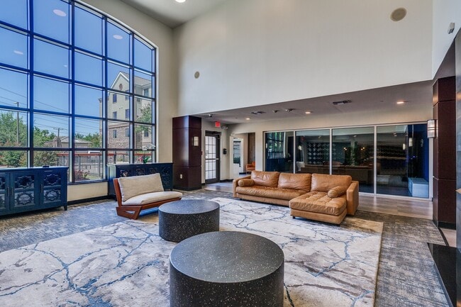 Lobby - Onyx at Oslo