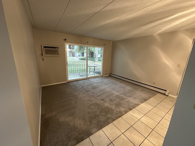 Photo - 956 S Lincoln St Unit 956.5