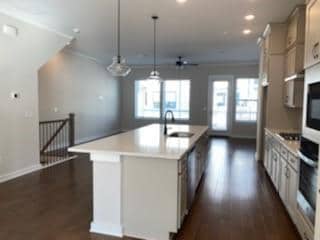 Photo - 840 Kenway Ave