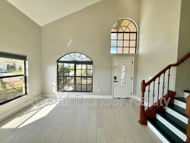 Photo - 8758 Huntfield St