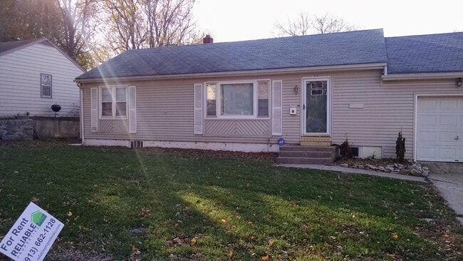 Building Photo - 7830 Donnelly Ave