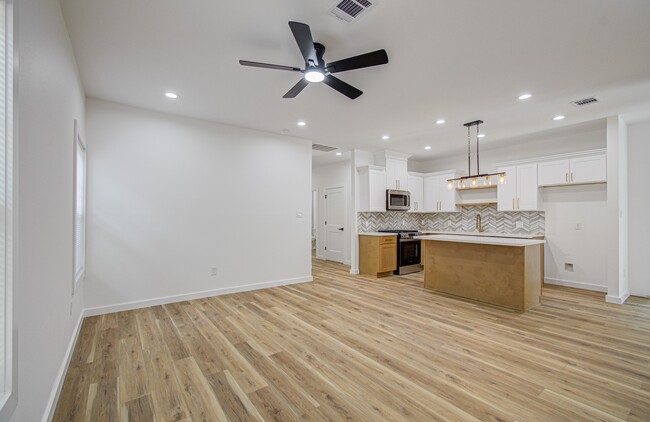 Photo - 5315 Dewberry St