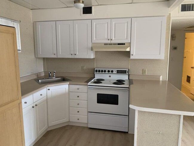 Photo - 4140 E Cliffside Trail Unit J