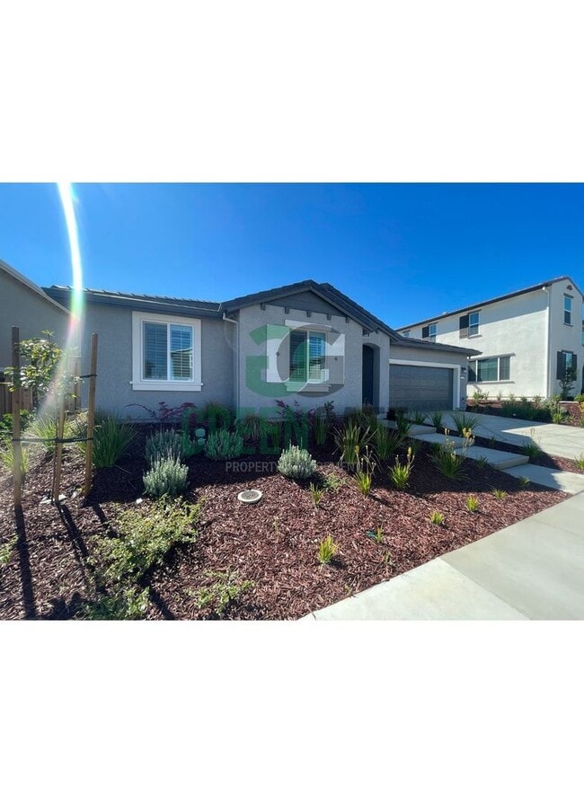 Photo - New Build in Tracy Hills!! 4 Bedroom 2.5 Bath AVAILABLE NOW!!