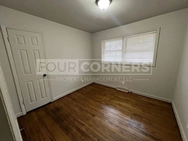 Photo - 3301 Beck St