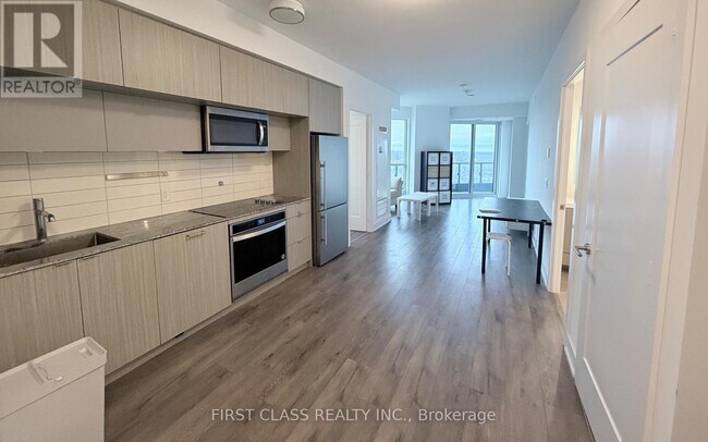 Photo - 585 Bloor St E Unit 3517