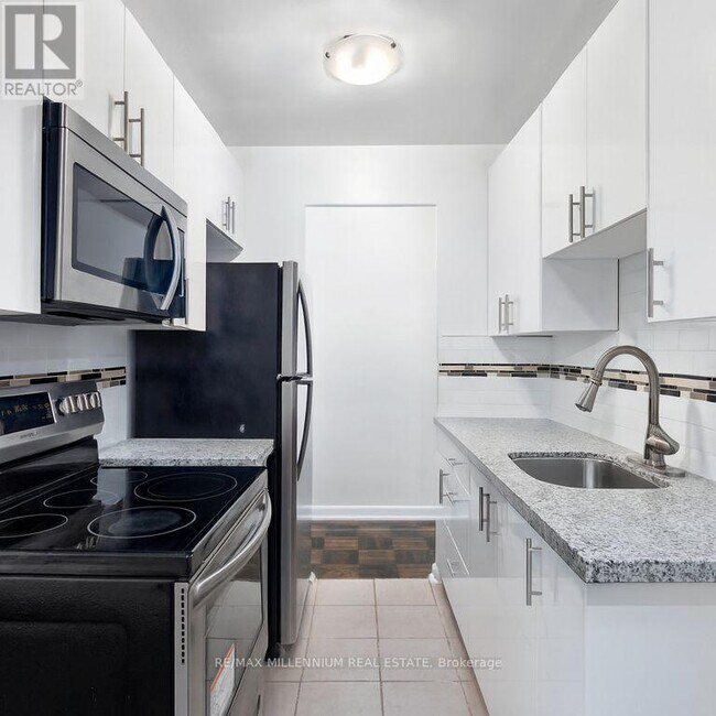 Photo - 508 Dawes Rd Unité 109