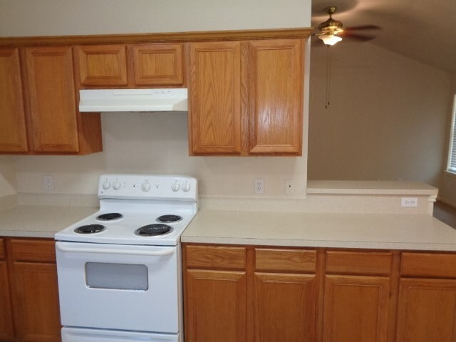 Photo - 17136 Gleneagle Dr S