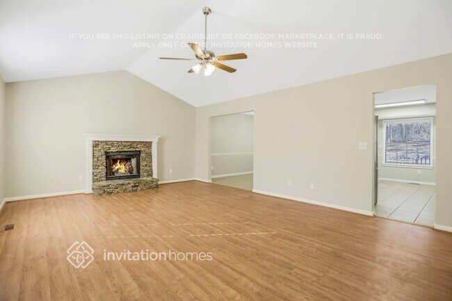 Photo - 729 Country Lake Ct