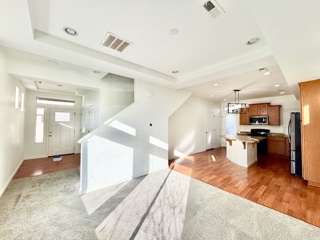 Photo - 5148 Andes Way