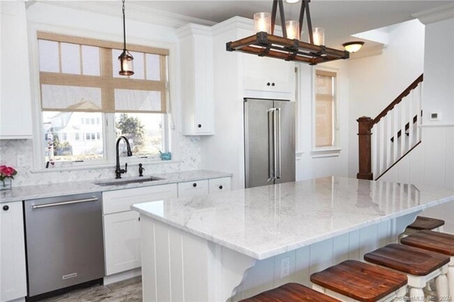Photo - 2171 Fairfield Beach Rd