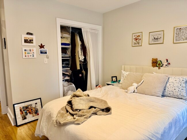 Photo - 829-833 Beacon Unit 504 Unit 504