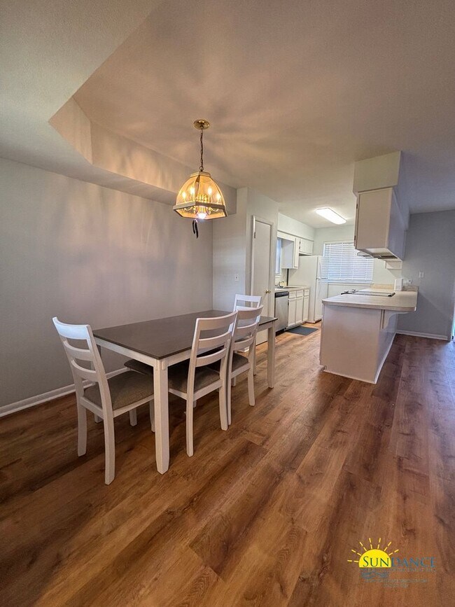 Photo - Beautiful 3 Bedroom Home Near Eglin AFB & ...