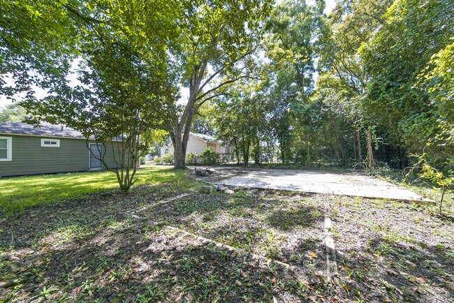 Photo - 345 29th Ave