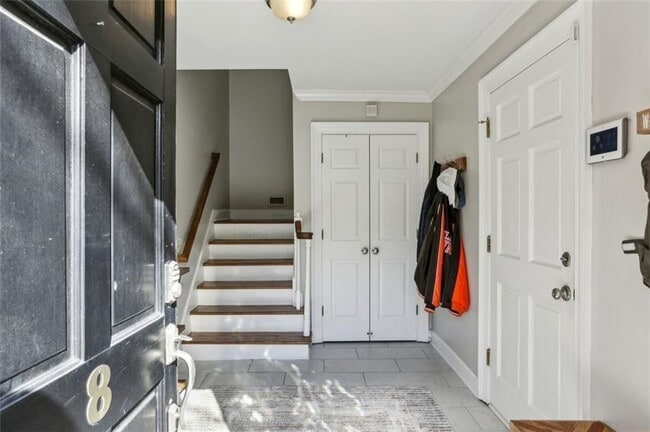 Photo - 3873 Roswell Rd NE