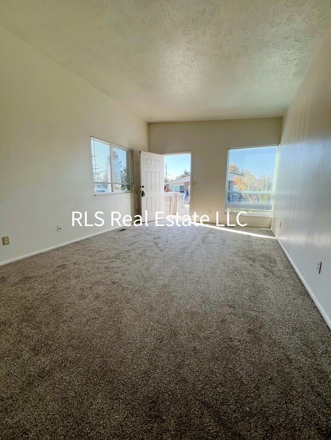 Photo - 8705 S Altair Drive Unit 8705