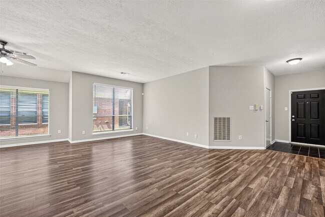 Photo - 2902 Burgess Hill Ct